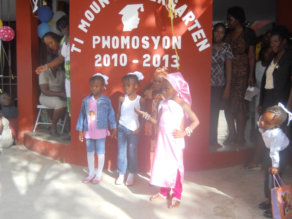 15graduationgarderie2013.jpg