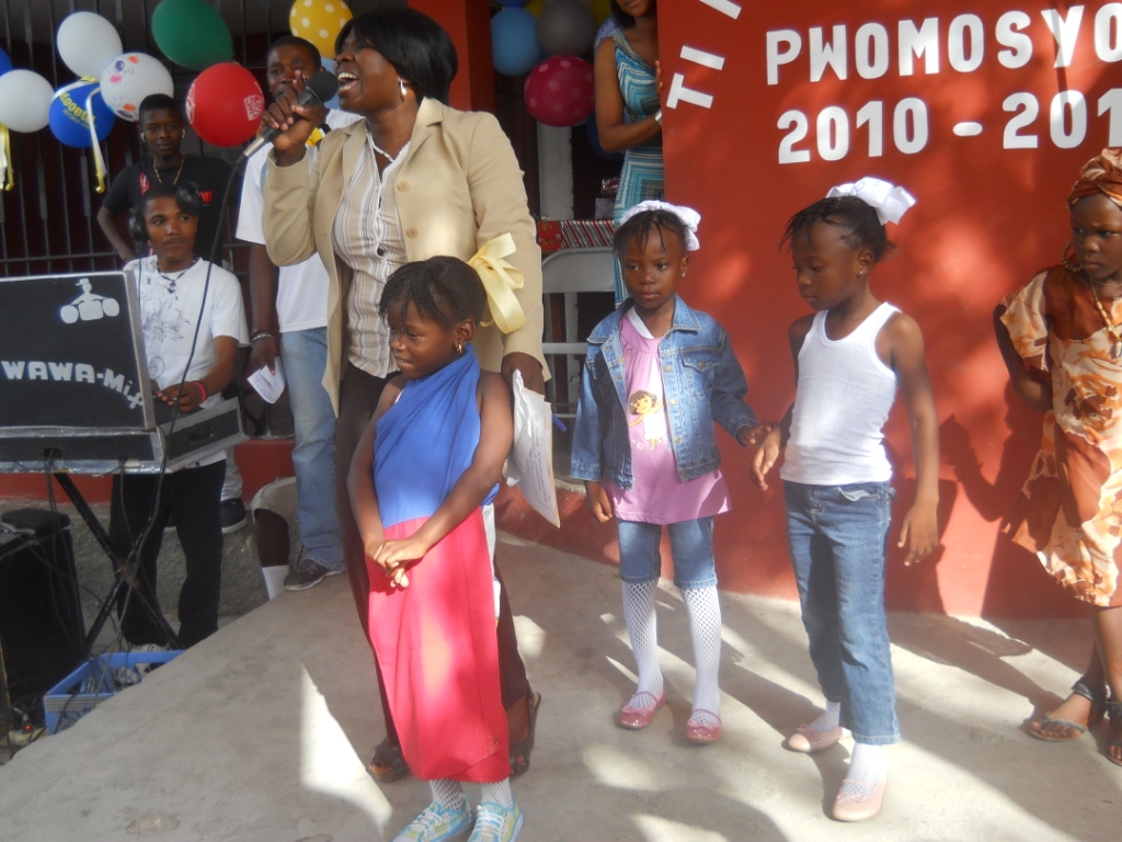 18graduationgarderie2013.jpg