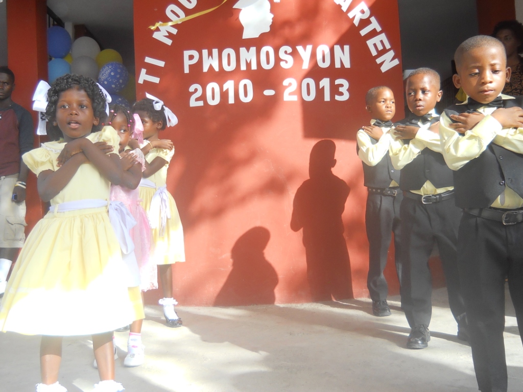 19graduationgarderie2013.jpg