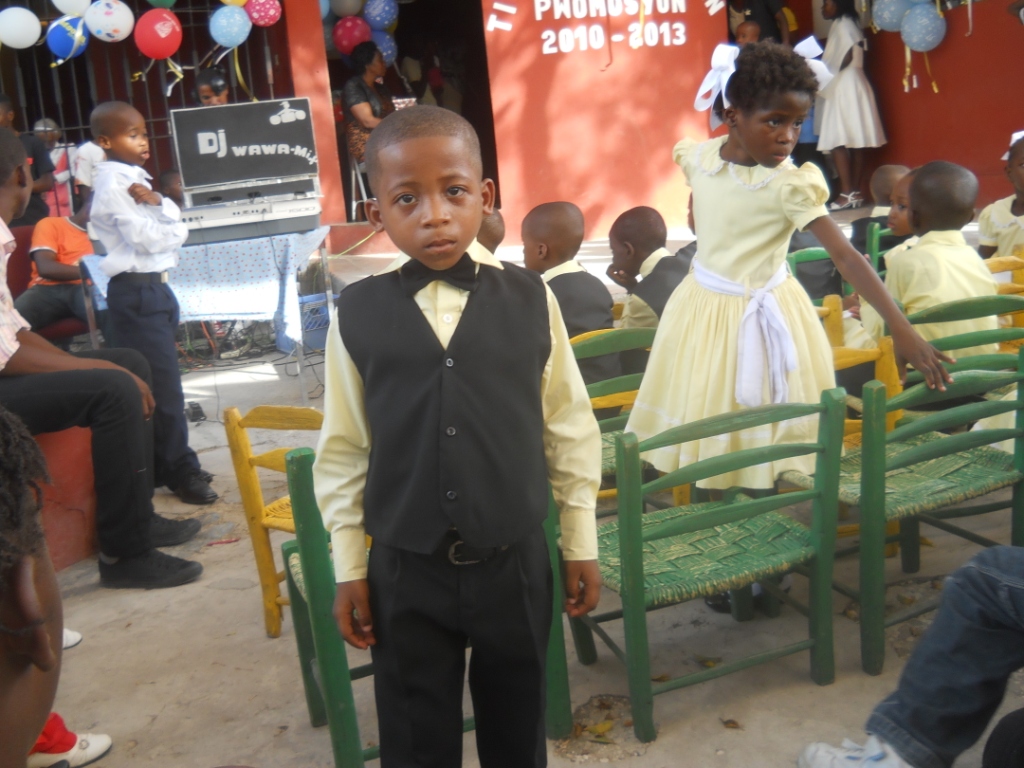 24graduationgarderie2013.jpg