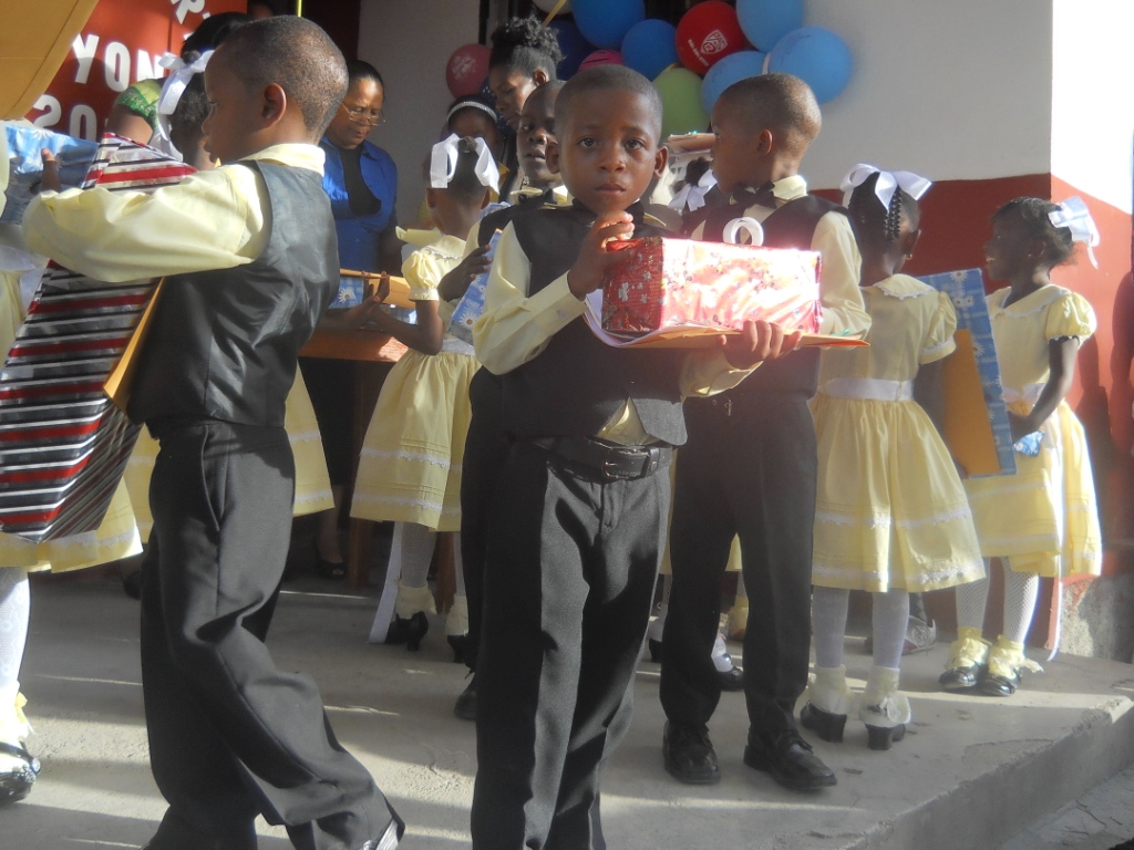 30graduationgarderie2013.jpg