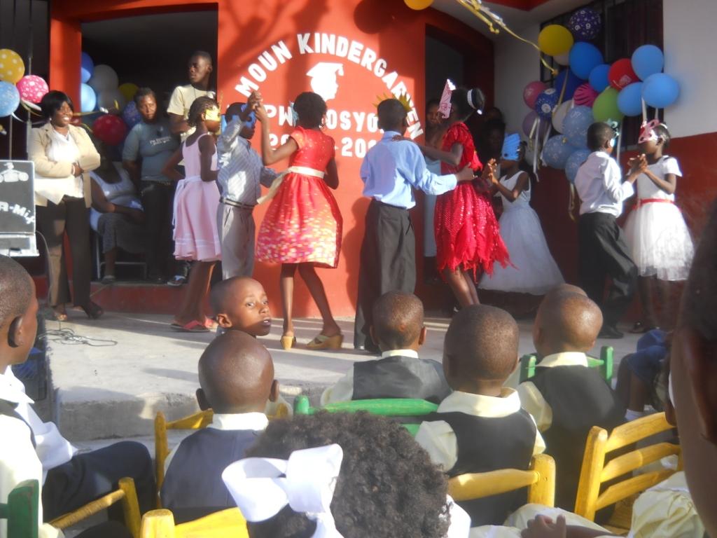 36graduationgarderie2013.jpg